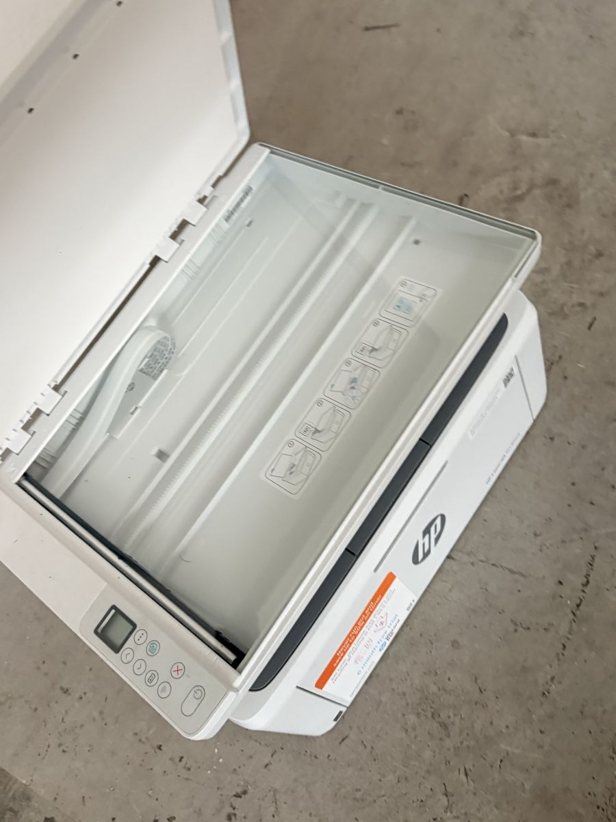Imprimantes: HP LaserJet MFP M140we Printer Scanner used condition – Neuf (Voir description) à Zürich par olg_kcn8 2