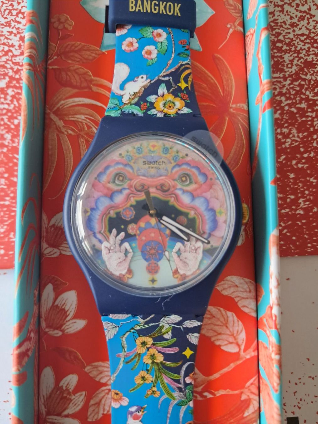 Swatch Orologi: Swatch Destination Bangkok – Nuovo e nell'imballaggio originale da Niederhasli venduto da zvb_fgn2