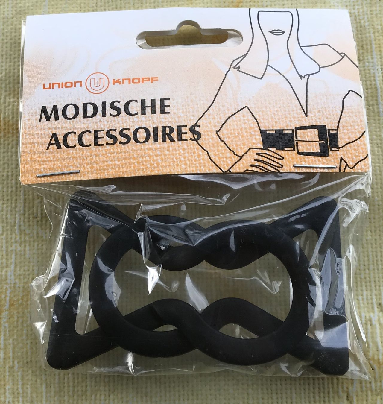 Alle Dekorationen: MODISCHES ACCESSOIRES – Neu und originalverpackt aus Ostermundigen von Wyatt-Earp