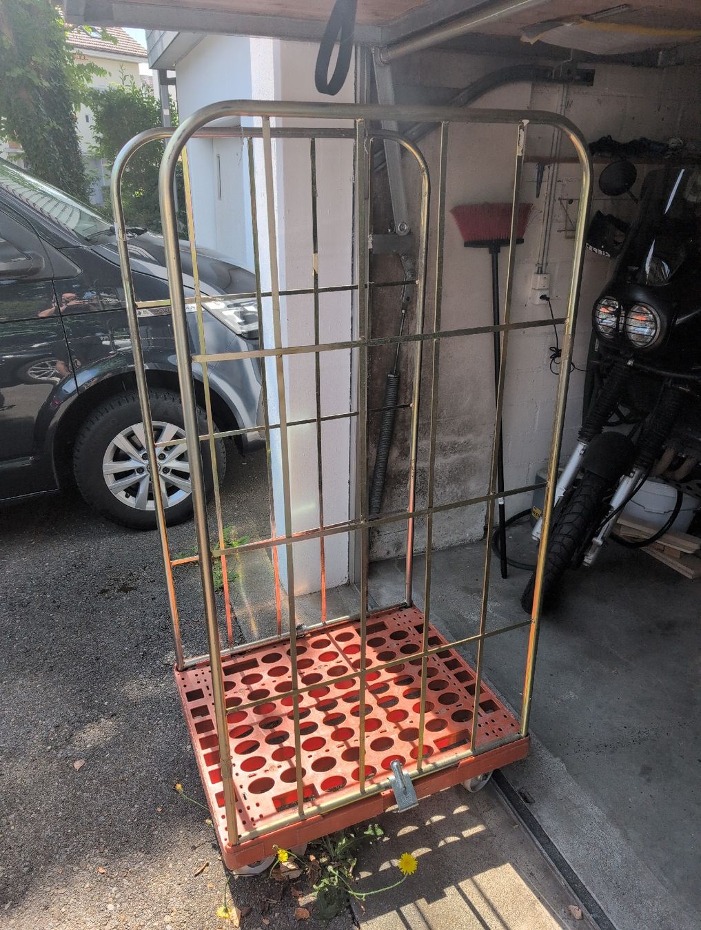 Griglie e Inferriate: Rollenwagen/Gitterwagen gebraucht – Usato da Au ZH venduto da mmhann
