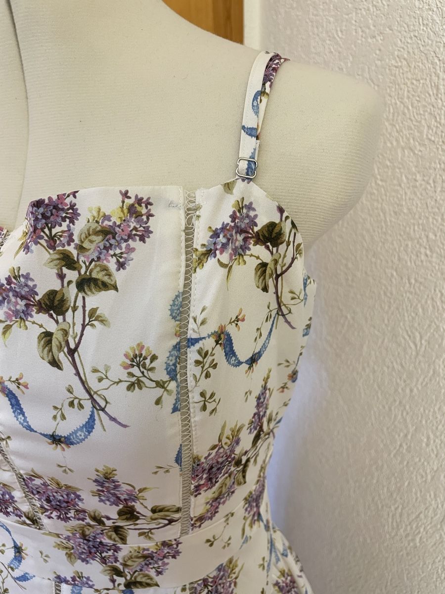 Vestiti: Sommerliches Maxikleid mit Blumenmuster, Grösse M – Nuovo (secondo la descrizione) da Dittingen venduto da nje_9nlt 1