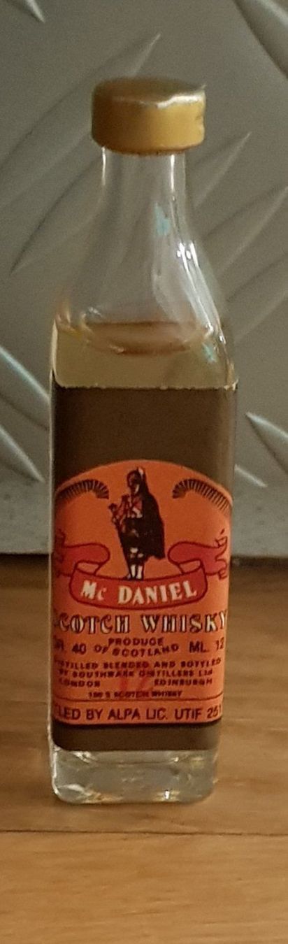 Spirituosen: TOM DERRY WHISKY SPECIAL RESERVE – Neu (gemäss Beschreibung) aus Emmenbrücke von Herzog07