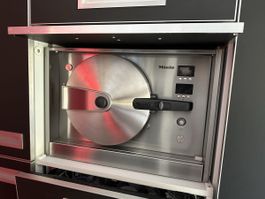 Miele Dampfgarer Edelstahl Einbaugerät Grösse 60cm