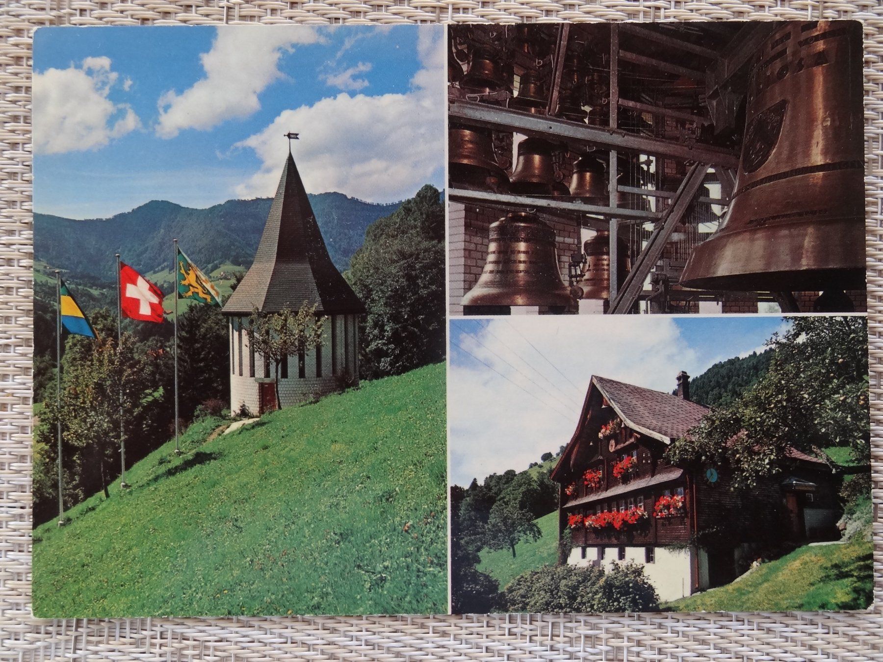 Cartoline postali: LIBINGEN - SG - Cloches et Paysage! – Usato da St Léonard venduto da Riglin