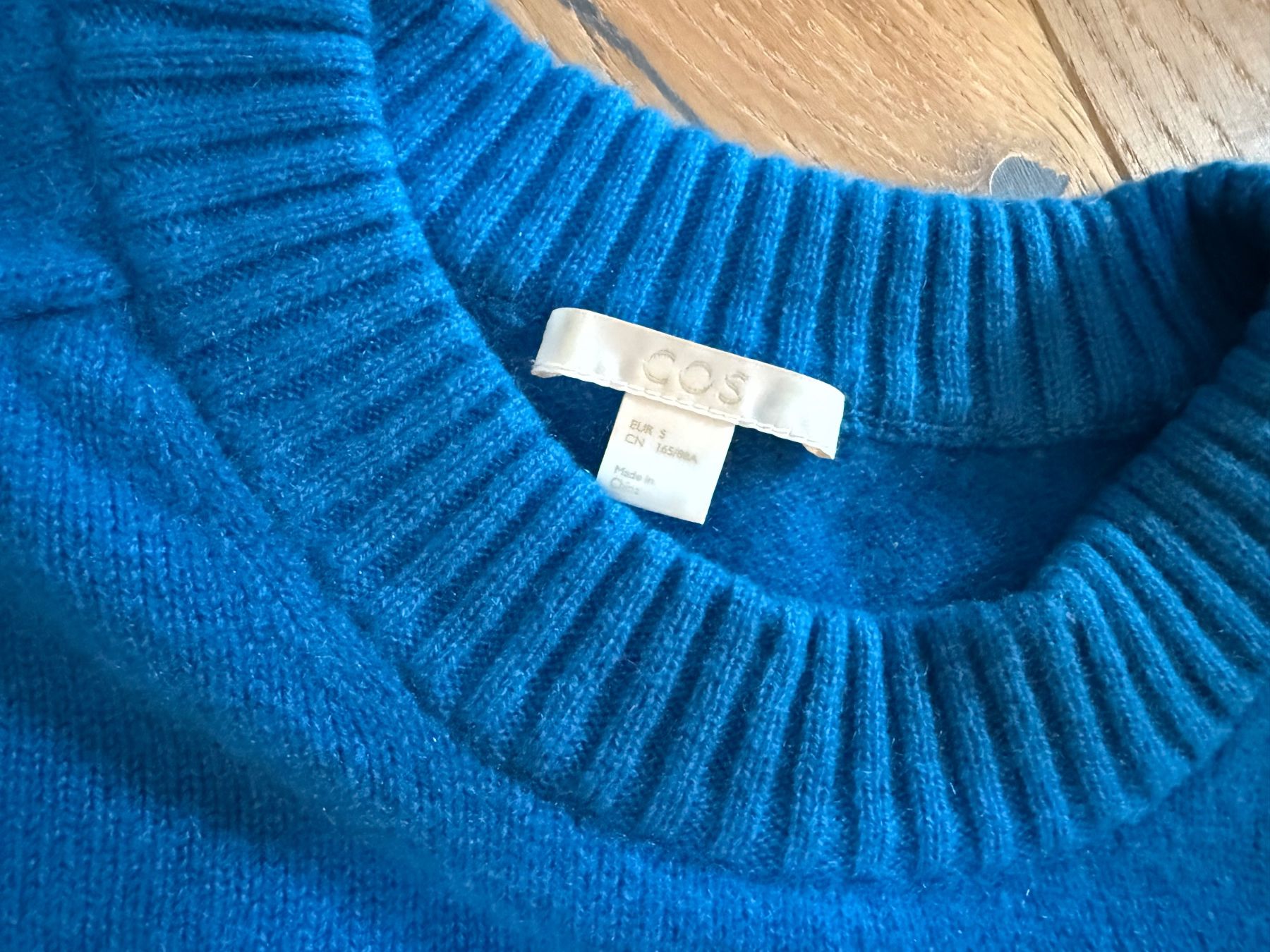 Cos Maglioni & Felpe: COS Kaschmir Pullover, Gösse S – Usato da Lungern venduto da Blauhausfrau 3