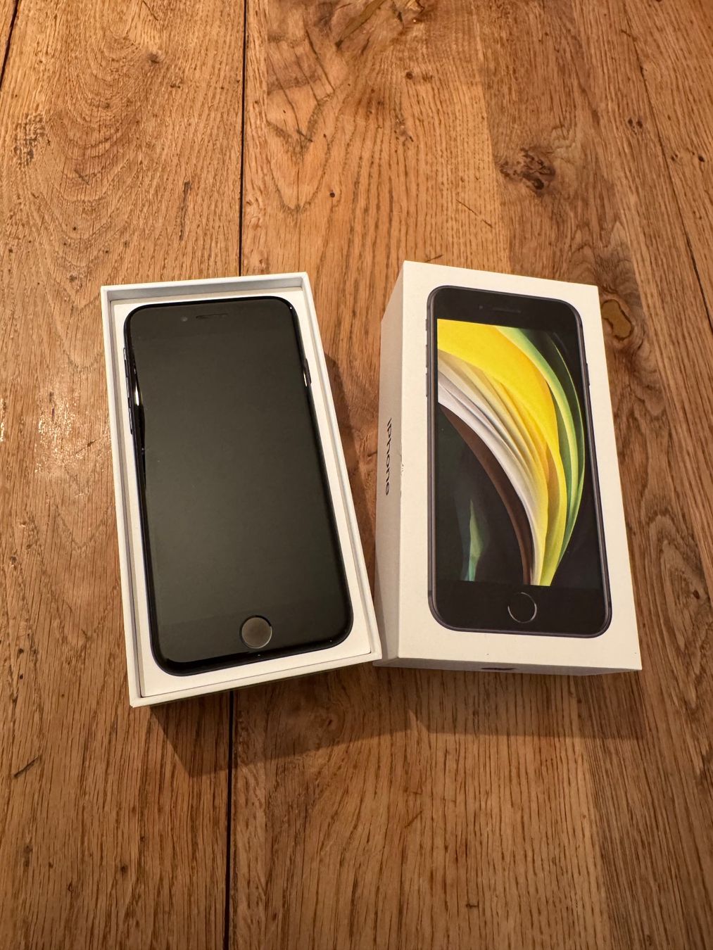 Apple Handys / Smartphones: Iphone SE 2022 - 128 GB – Gebraucht aus Steckborn von MemphisDepay
