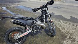 KTM 300 EXC TBI 2024