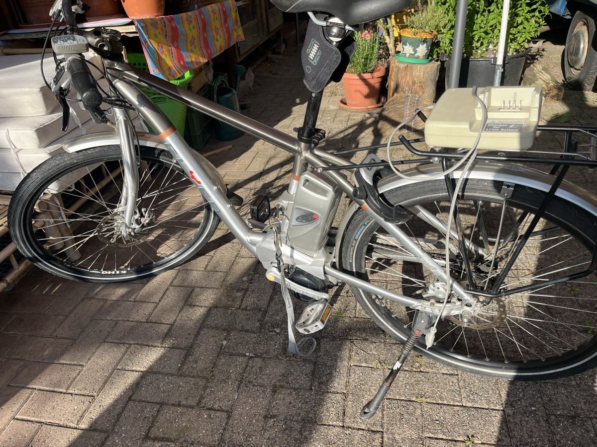 Flyer Vélos: FLYER HS – Défectueux à Walkringen par schatzi09 1