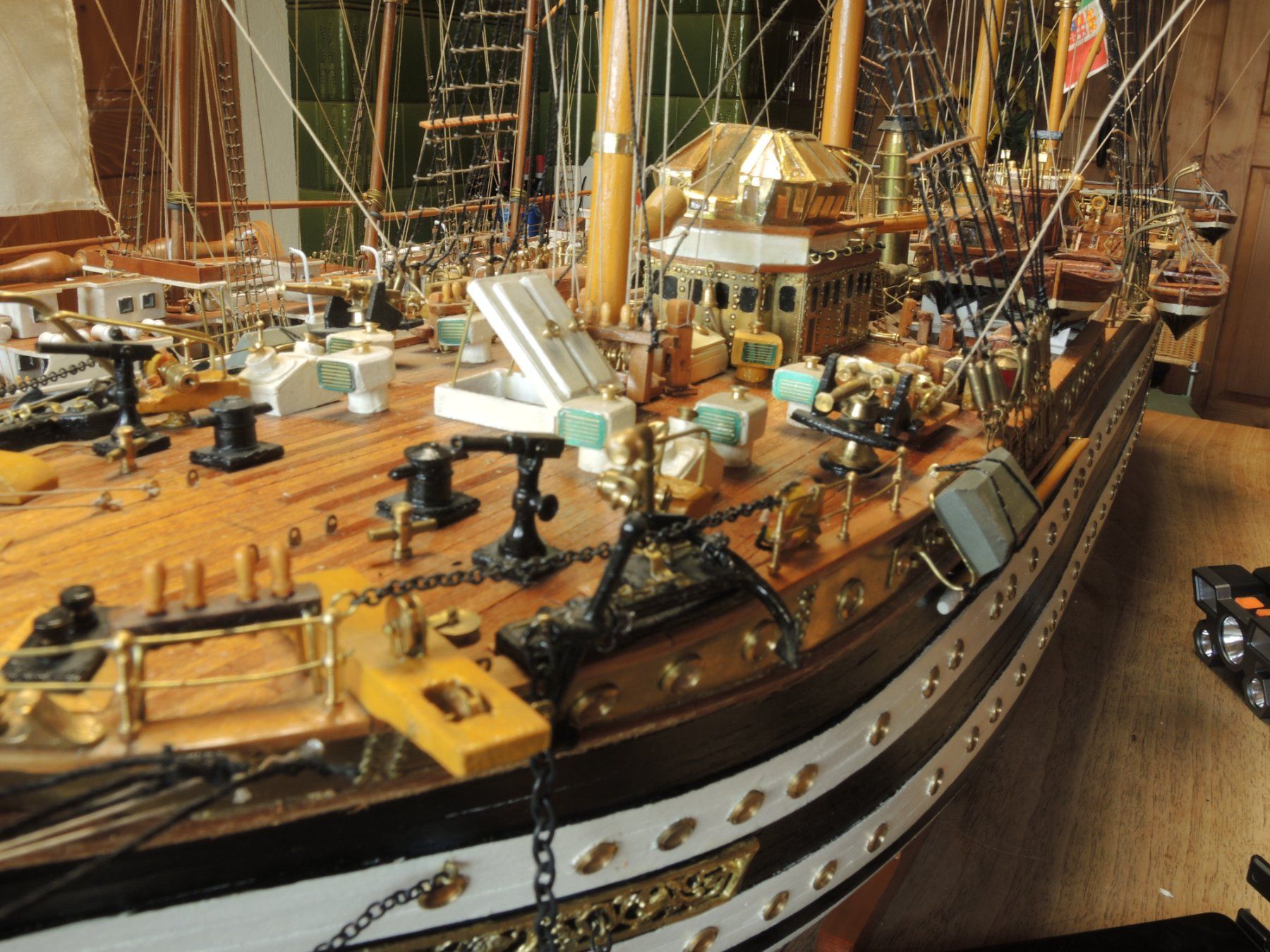 Kit di modellismo & Modellini statici: AMERIGO VESPUCCI – Nuovo (secondo la descrizione) da Herrliberg venduto da Jakob8539 3
