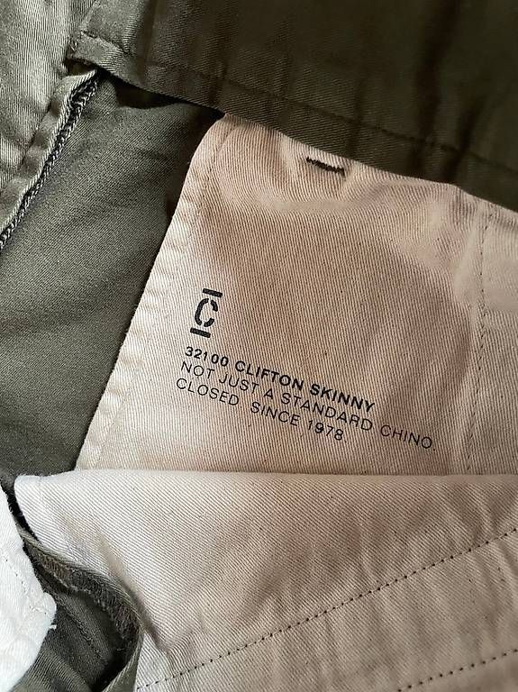 Pantaloni: Closed Chino Clifton olivgrün Gr. 31 neuwertig – Usato da Zürich venduto da GrisZh 4