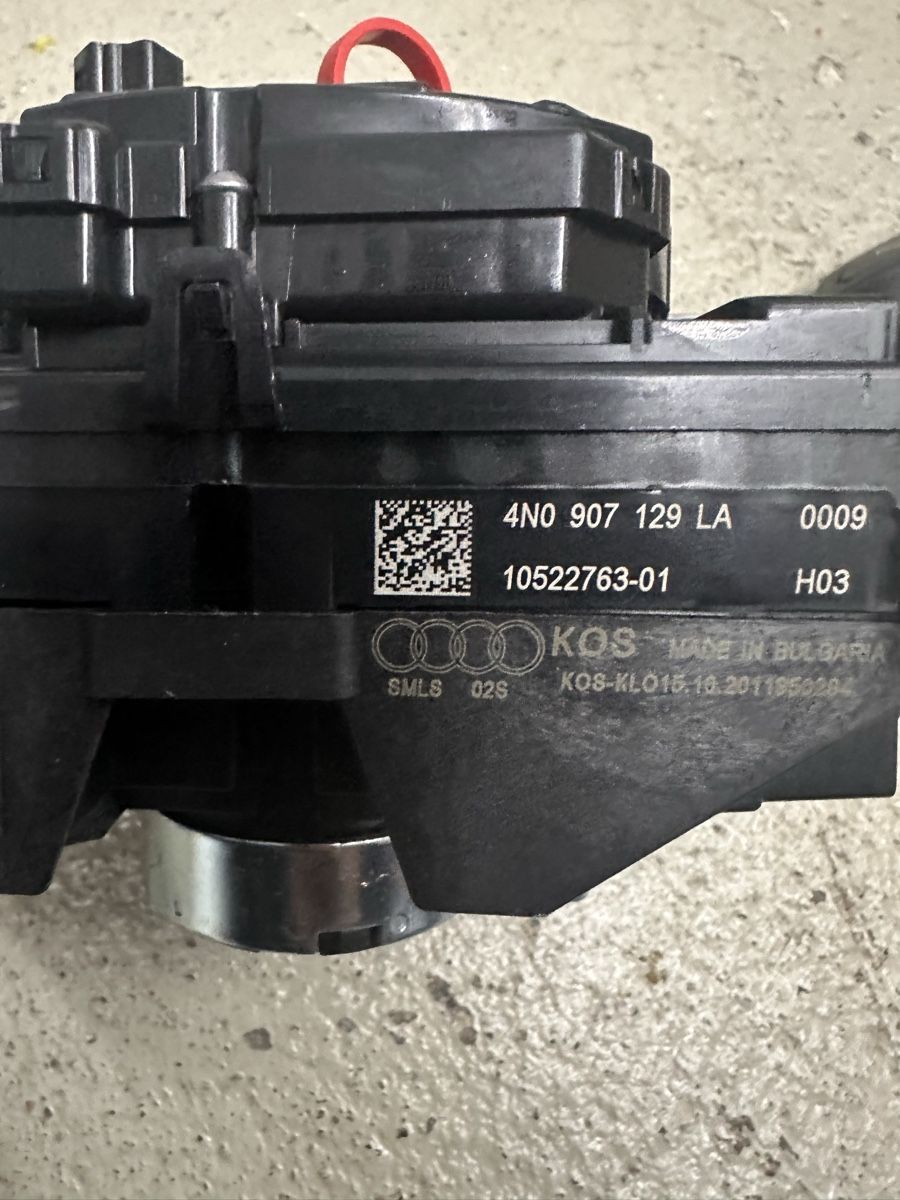 Audi Tutti pezzi di ricambio auto: Audi A6 c8 Avant Lenkstockschalter – Usato da Freidorf TG venduto da millei008 1
