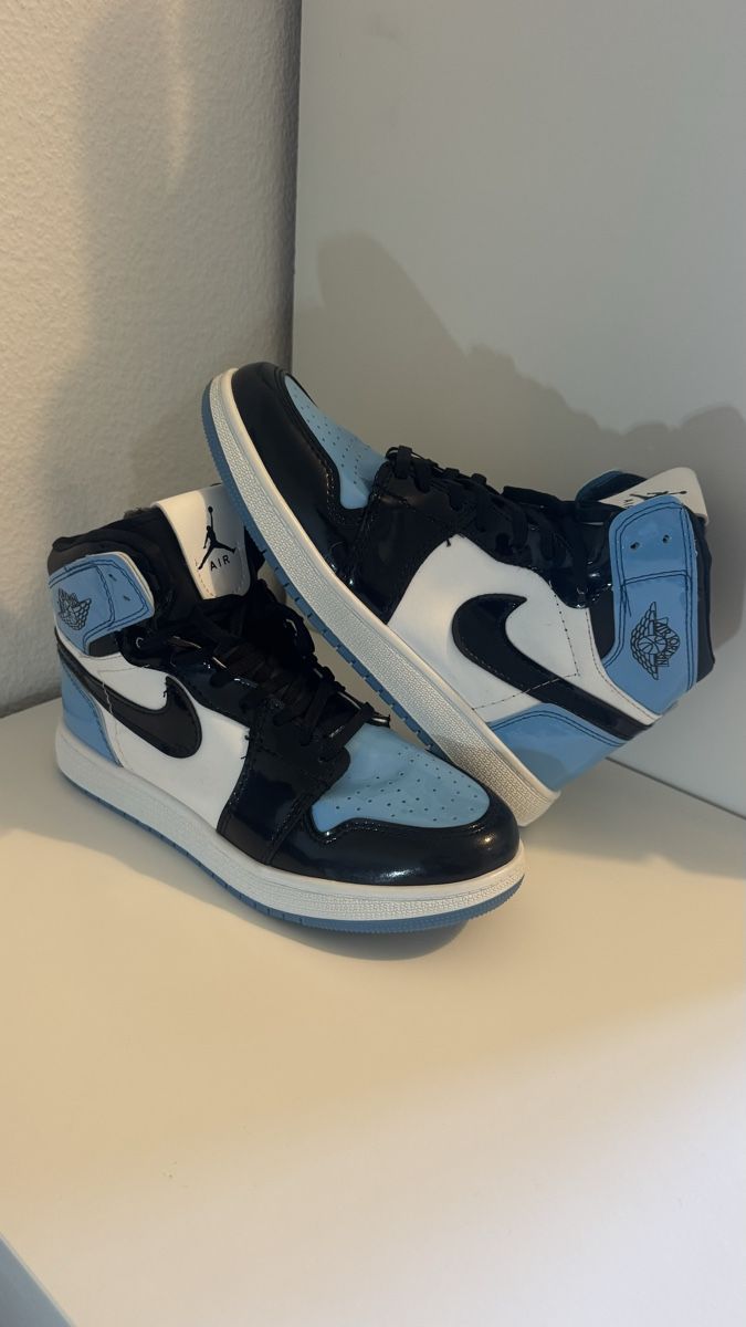 Nike Scarpe da uomo: Nike Air Jordan Lackleder Gr. 40 – Usato da Zürich venduto da kit_twr9