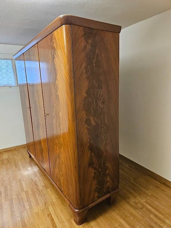 Armadi: Antiker Holzschrank – Usato da Wettswil venduto da tomg123 3
