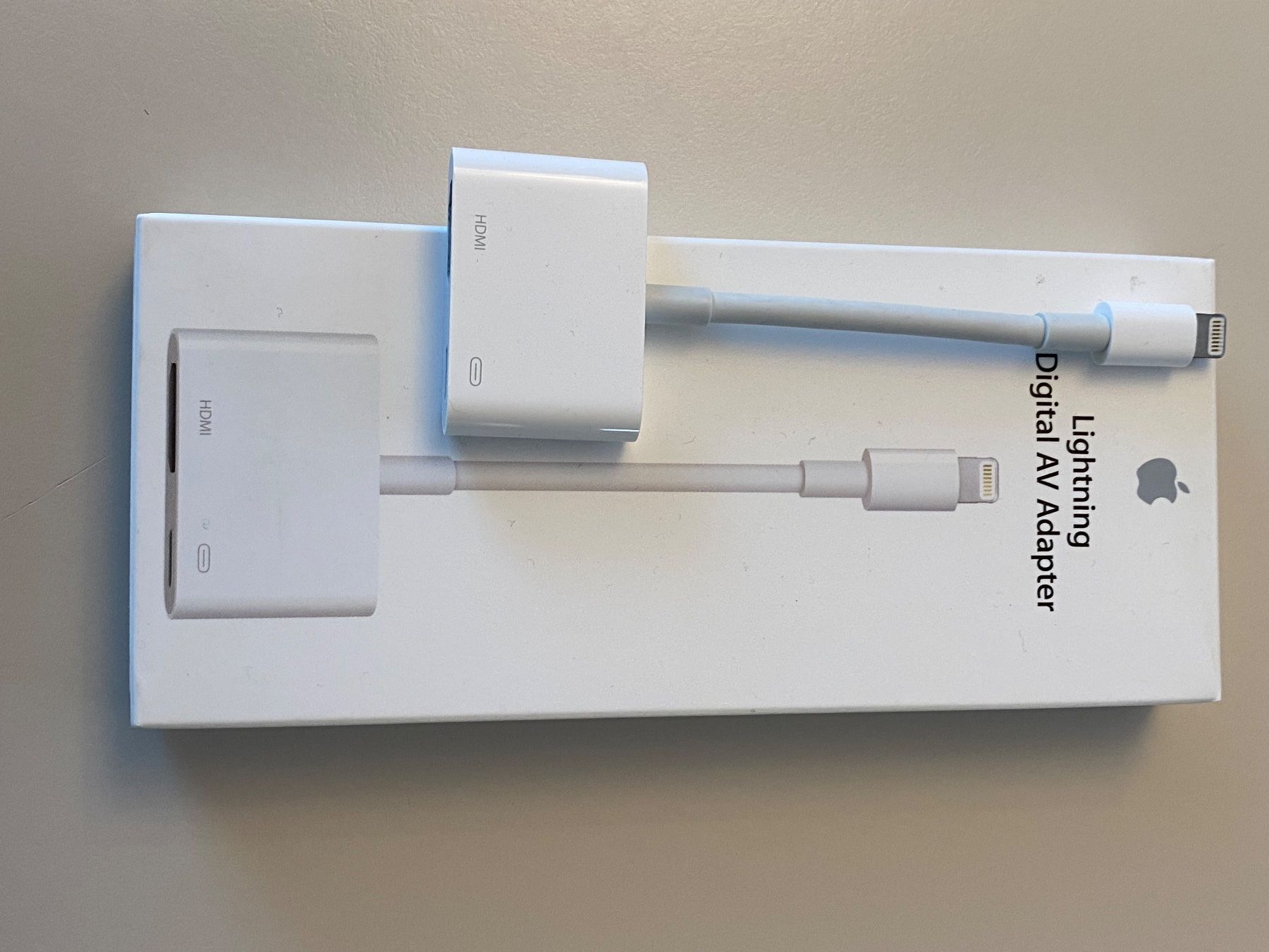 Apple Laufwerke & Adapter: Apple Lightning Digital AV Adapter MD826ZM/A – Gebraucht aus obfelden von garenipa 8