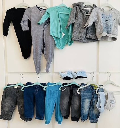 Babykleider Paket Junge 4-6 Monate / Erstausstattung