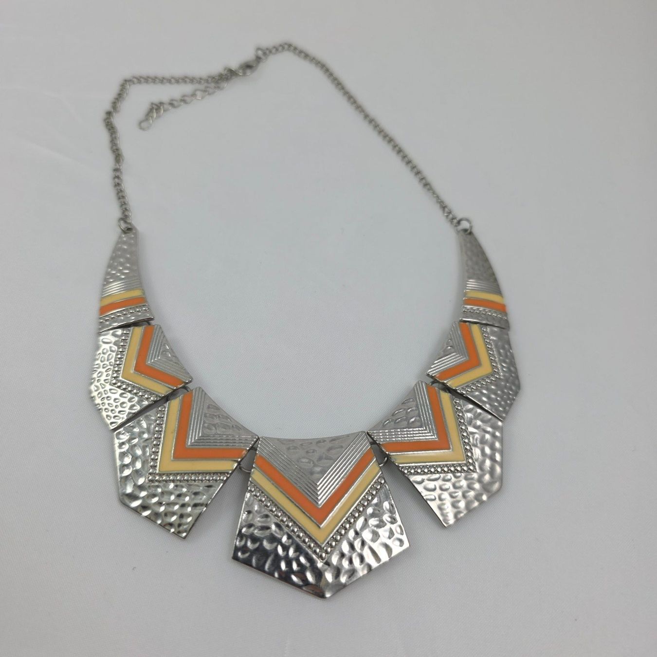 Catenine: Statement Kette mit geometrischem Design, Silberlook 524 – Usato da Wald ZH venduto da Martin79