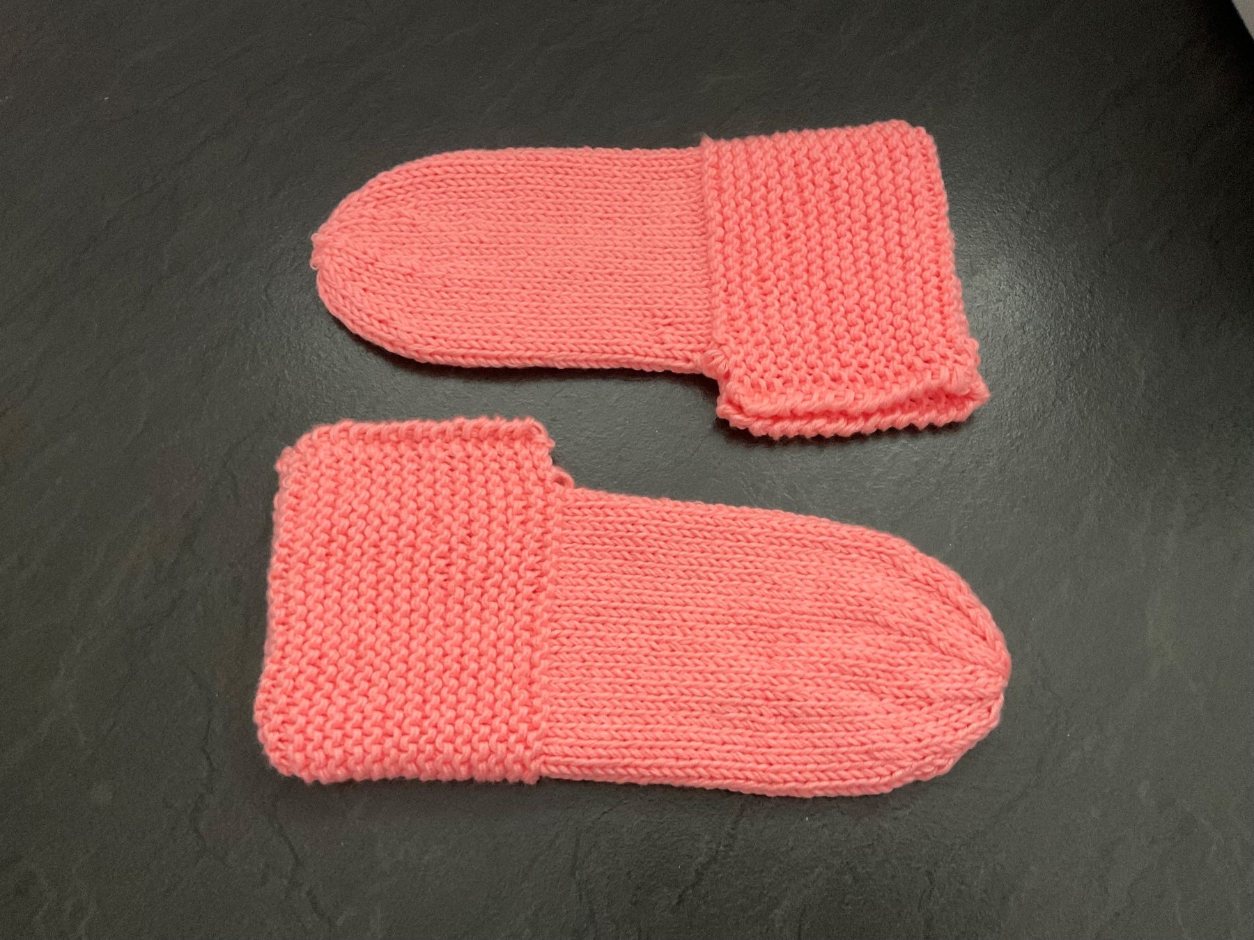Socken: Handgestrickte  Bettsocken Gr.40/41mit doppelter Wolle gestr – Neu (gemäss Beschreibung) aus Wetzikon ZH von FeeF