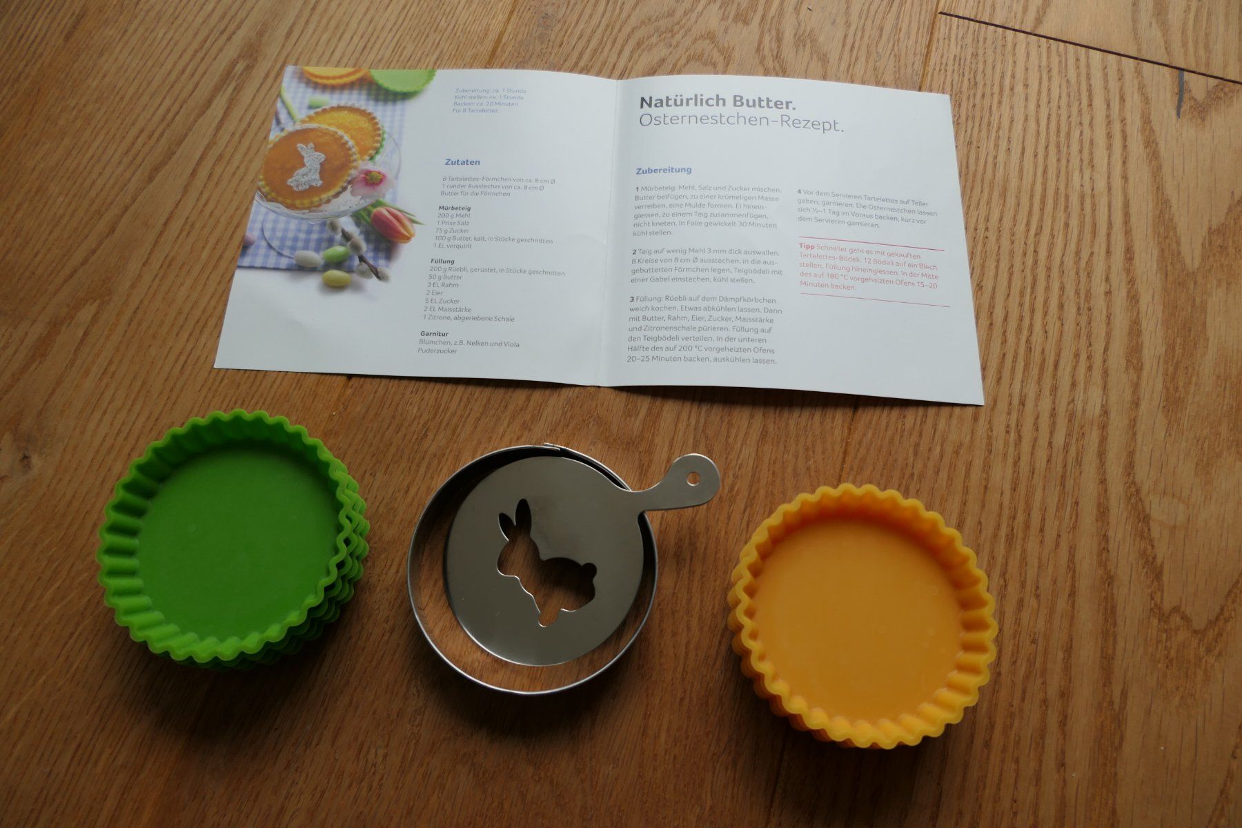 Teglie da forno: 8 Oster Tartelettes Förmchen Silikon mit Hasen-Schablone – Nuovo (secondo la descrizione) da ESCHENBACH SG venduto da MAKULU04 3