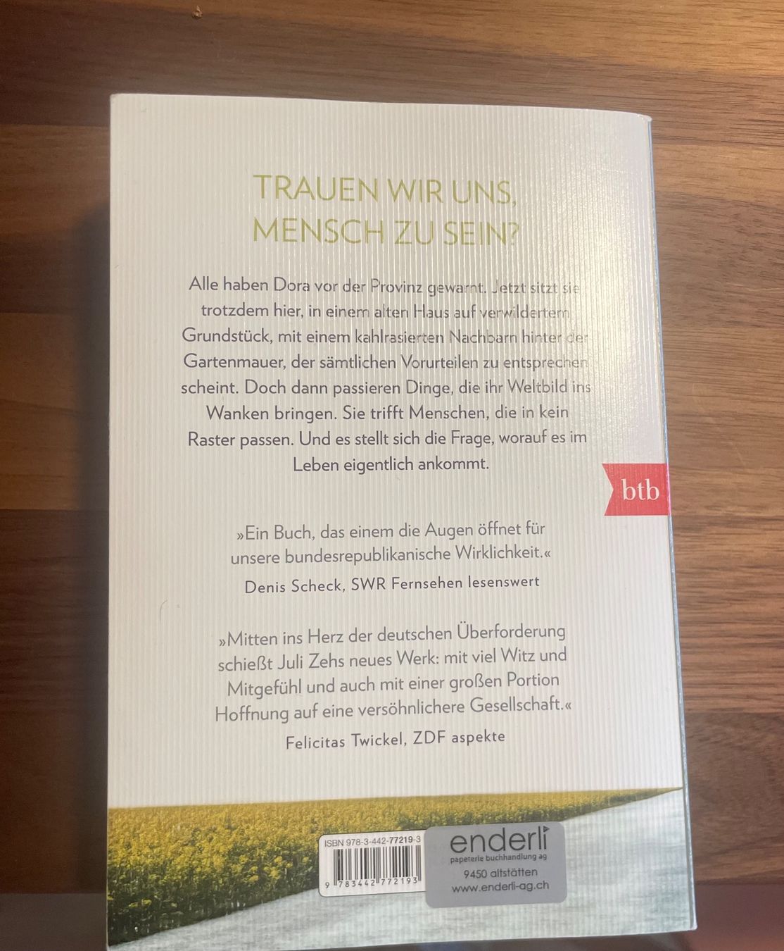 Livres: Über Menschen - Juli Zeh – D'occasion à Altstätten SG par mar_nmt7 1