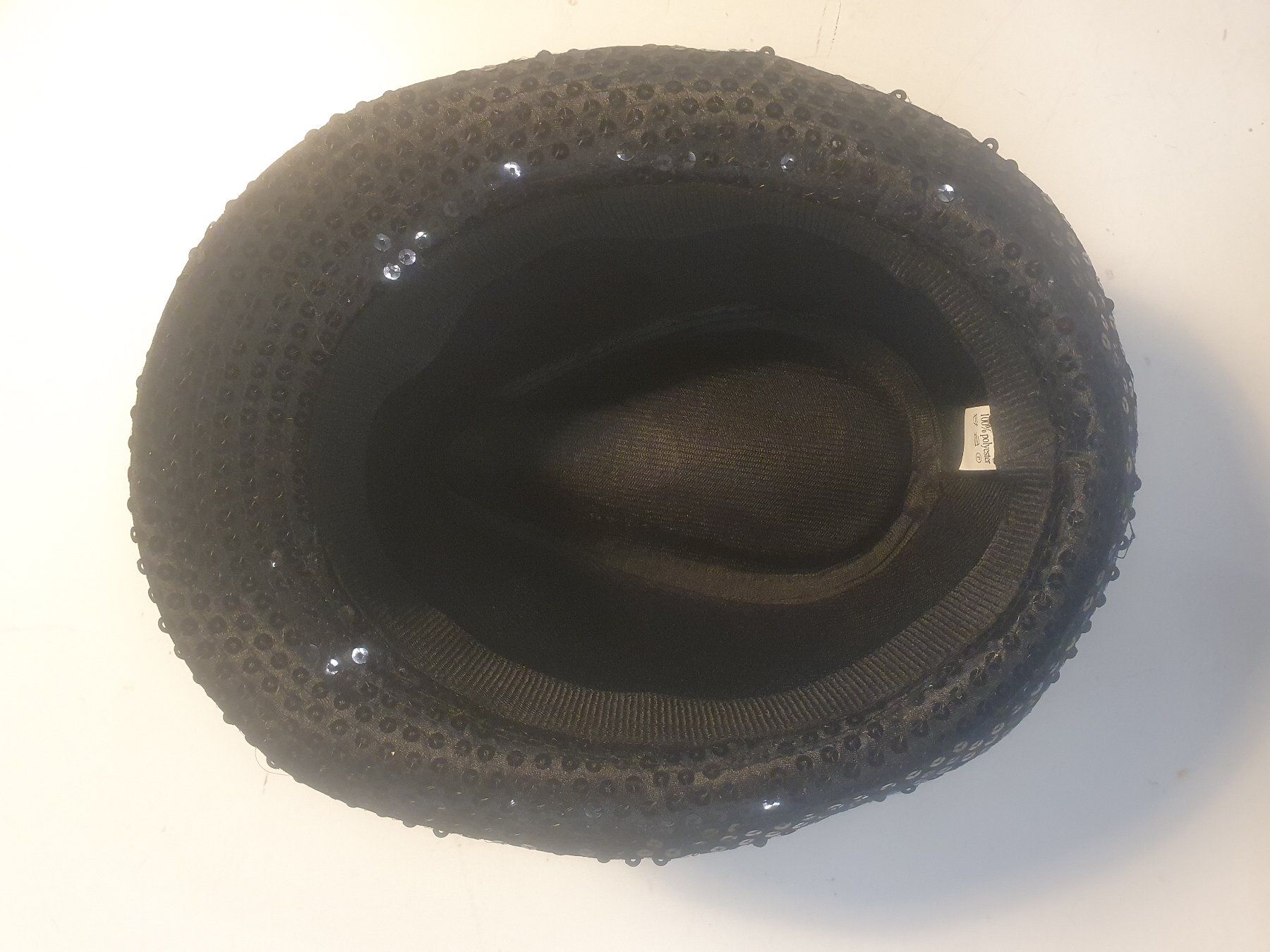 Copricapi, berretti & cappellini: Glitzerhut schwarz – Usato da Zürich venduto da loosebone 4
