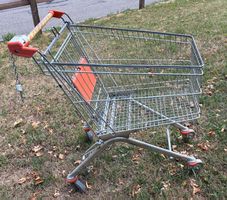 Alter Migros-Einkaufswagen