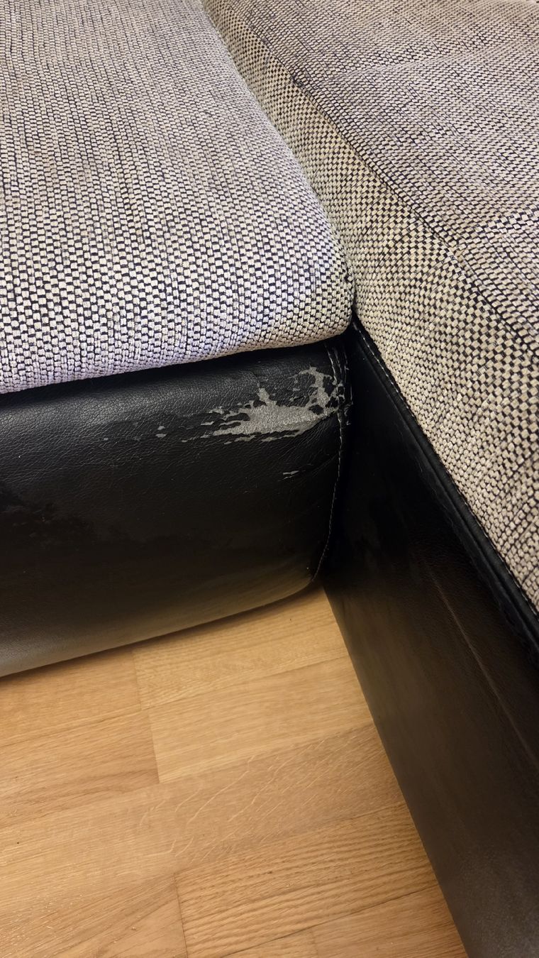 Sofas: Ecksofa schwarz/grau mit Gebrauchsspuren Grösse L – Gebraucht aus Adliswil von deb_9s5z 5