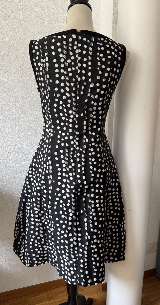 Max Mara Vestiti: Robe MAX MARA studio, taille 38 – Nuovo (secondo la descrizione) da Morges venduto da sandy069 4