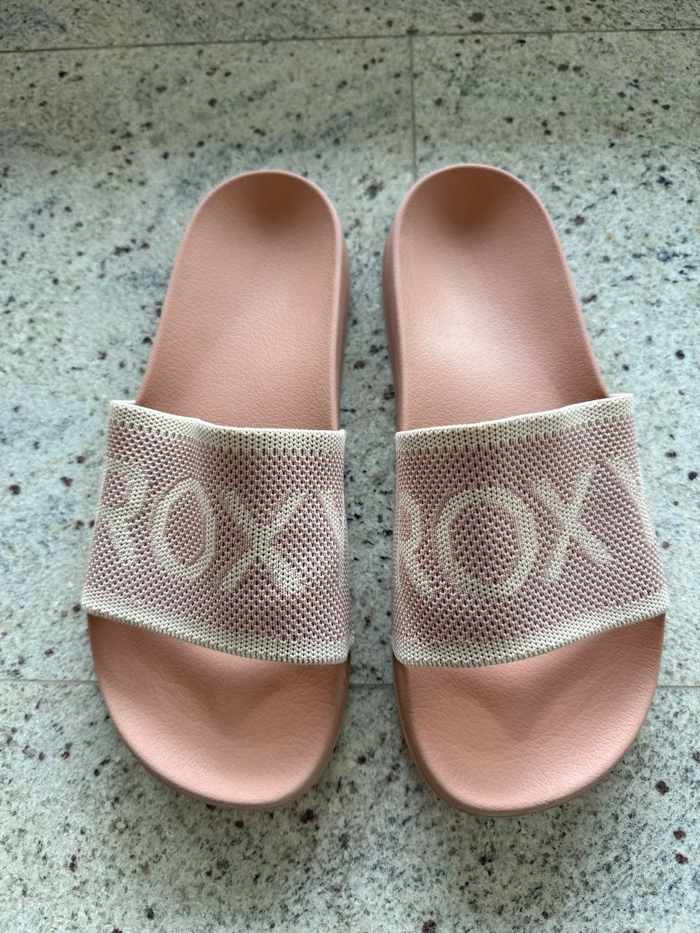 Roxy Scarpe da donna: gestrickte Roxy Schlappen Gr. 41 – Usato da Zug venduto da julialbi