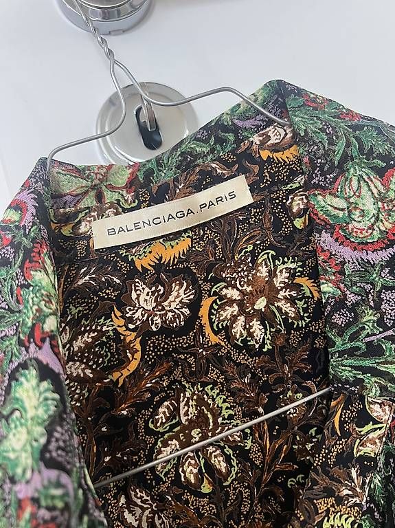 Balenciaga Camicette: Balenciaga Bluse  Grösse 40  florales Muster – Usato da Breganzona venduto da maggy_l 1