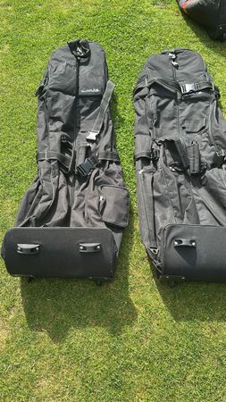 2x Reisetaschen Trolley Bags für Golfausrüstung 