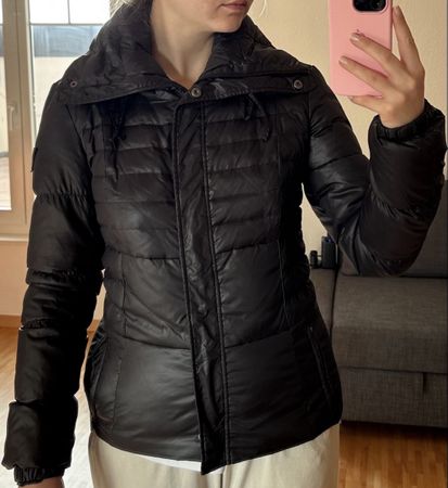 Guess Puffer Jacket Size S Used