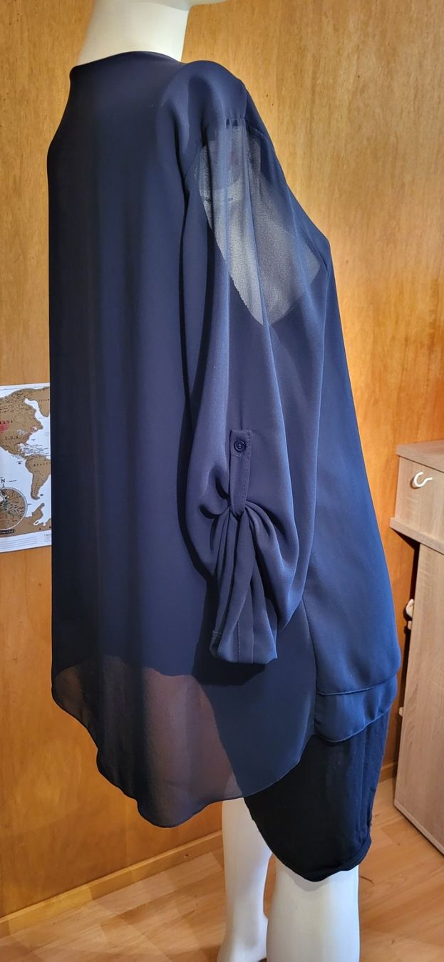 Tuniken: Damen Tunika Viskose- Polyestergem. gr. Xl Dunkelblau – Gebraucht aus Schweizersholz von fuchs06 2