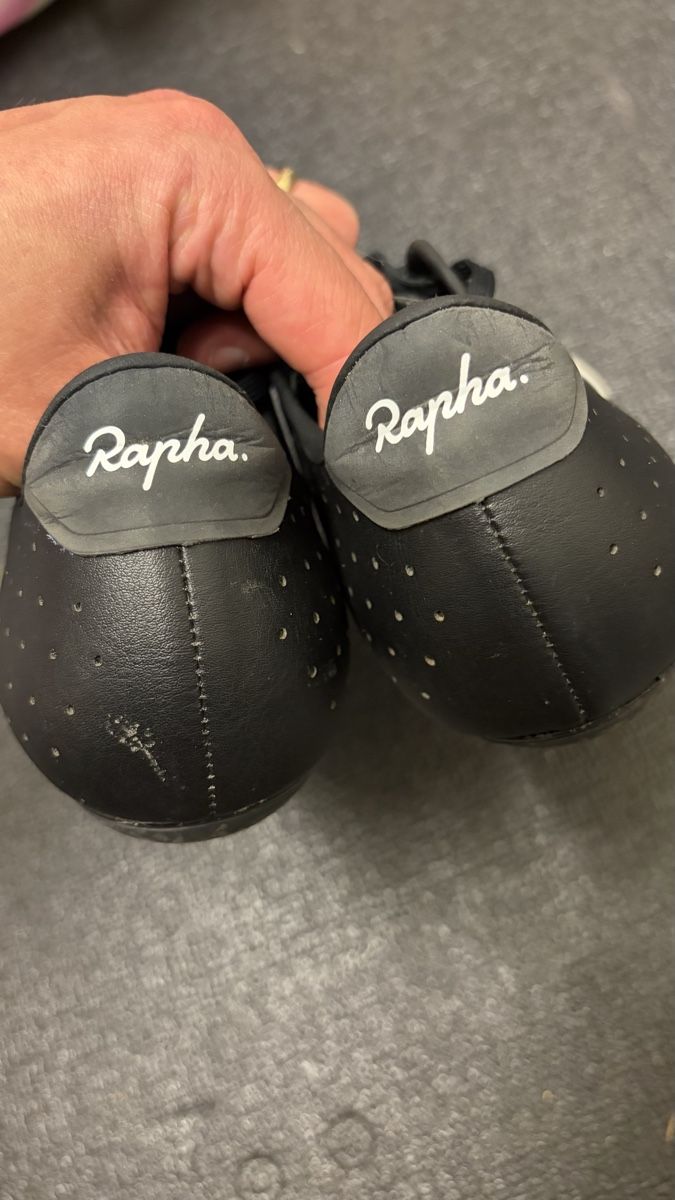 Rapha Scarpe da uomo: Rapha Carbon Rennradschuhe schwarz Grösse 42 – Usato da Hinwil venduto da MattyT17 4