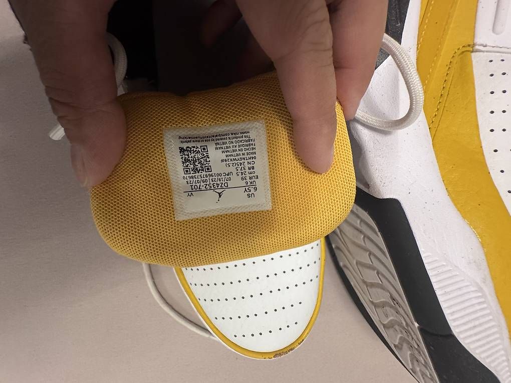 Scarpe da uomo: Jordan Schuhe gr.39 – Usato da Fürigen venduto da Dkneu 3