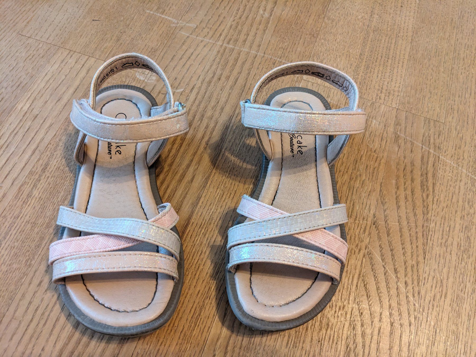 Scarpe per ragazze: Cupcake Couture Sandalette Grösse 26 – Usato da Wald ZH venduto da andy_ch01 2
