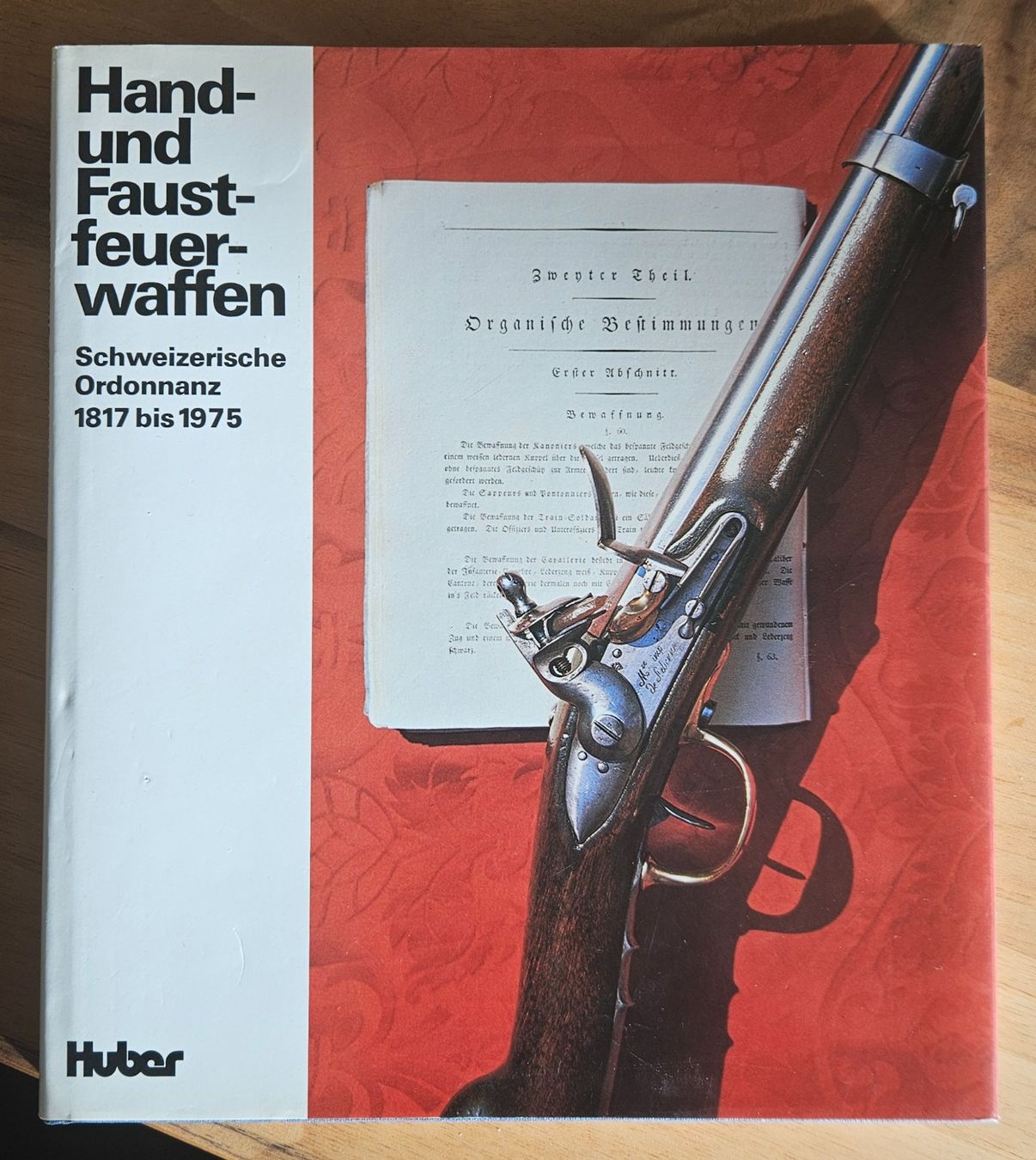 Libri: Hand und Faustfeuerwaffen / 1817 bis 1975 – Usato da Oftringen venduto da Dinu10