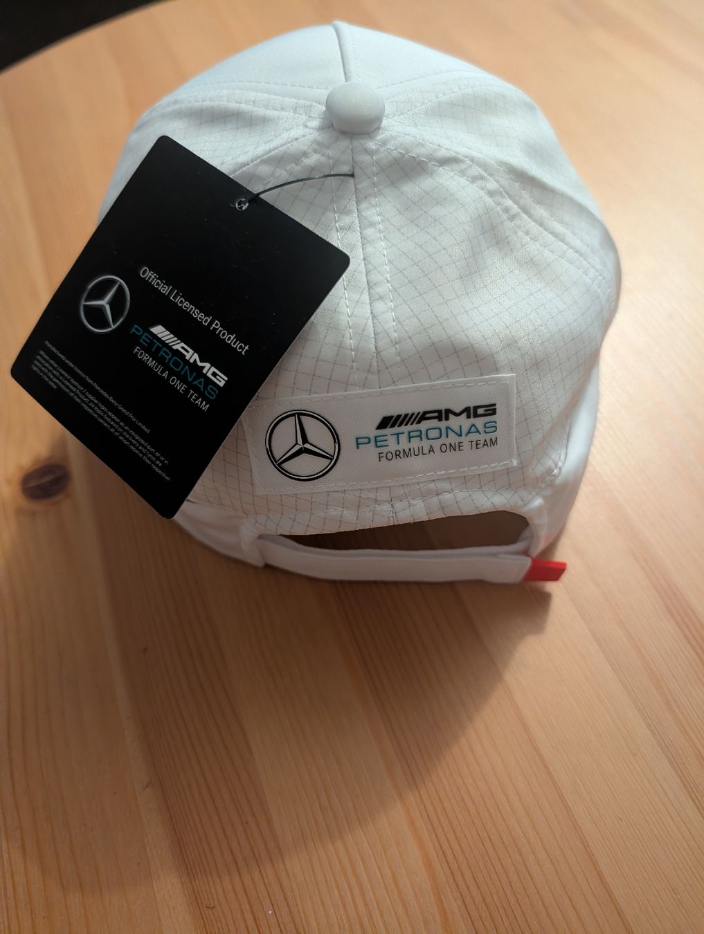 Mercedes-Benz Copricapi, berretti & cappellini: Cap Mercedes AMG Petronas Formula 1 – Nuovo e nell'imballaggio originale da Zürich venduto da CG_8 1