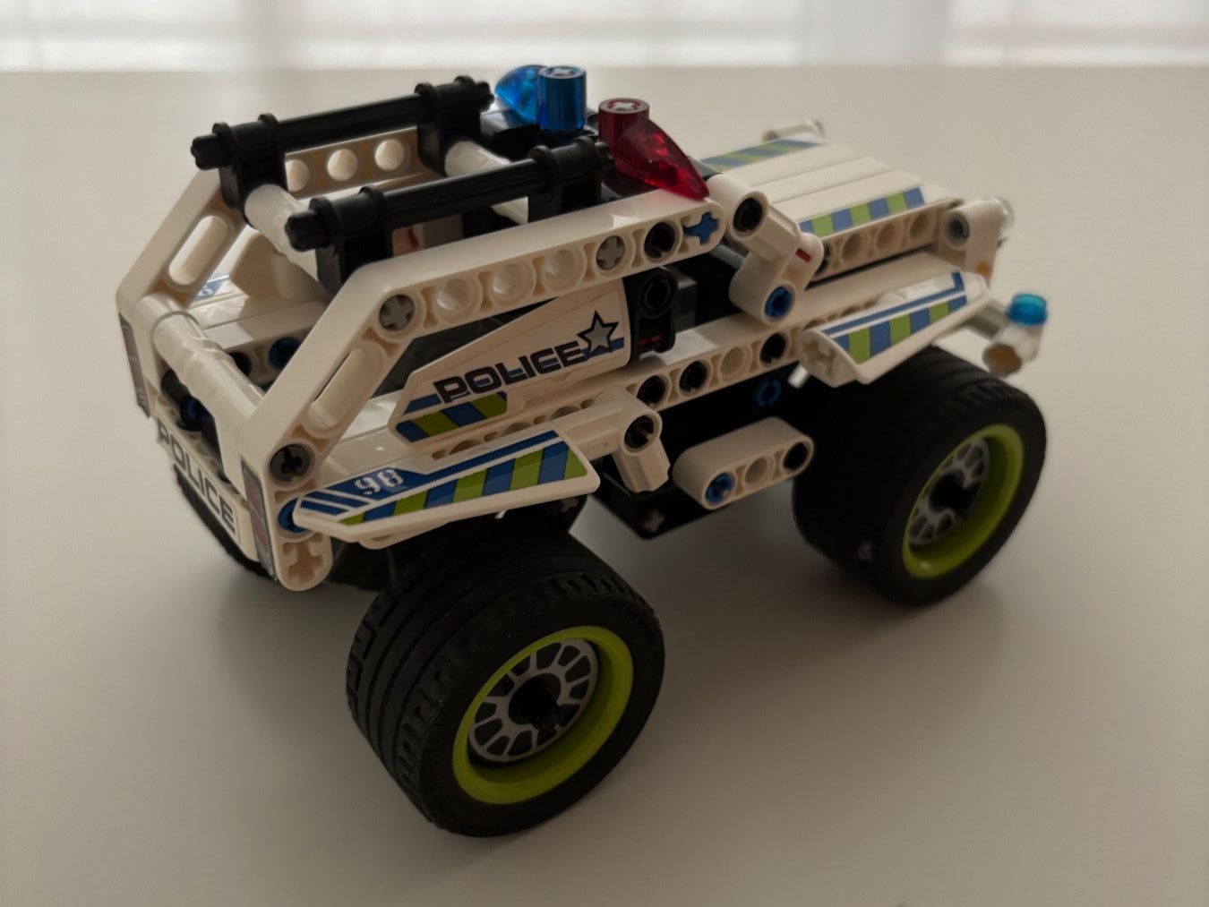 Lego Kit di costruzioni: Lego Technic 42047: Police Interceptor – Nuovo (secondo la descrizione) da Zürich venduto da steph27030 1
