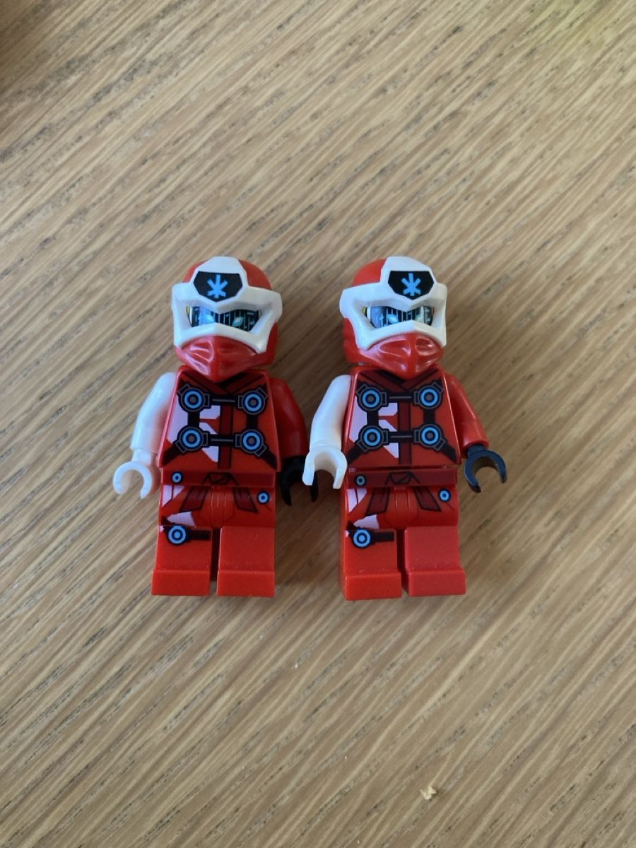 Lego Spielzeuge: LEGO Ninjago Digi Kai Minifiguren – Gebraucht aus Schafisheim von mic_79dx