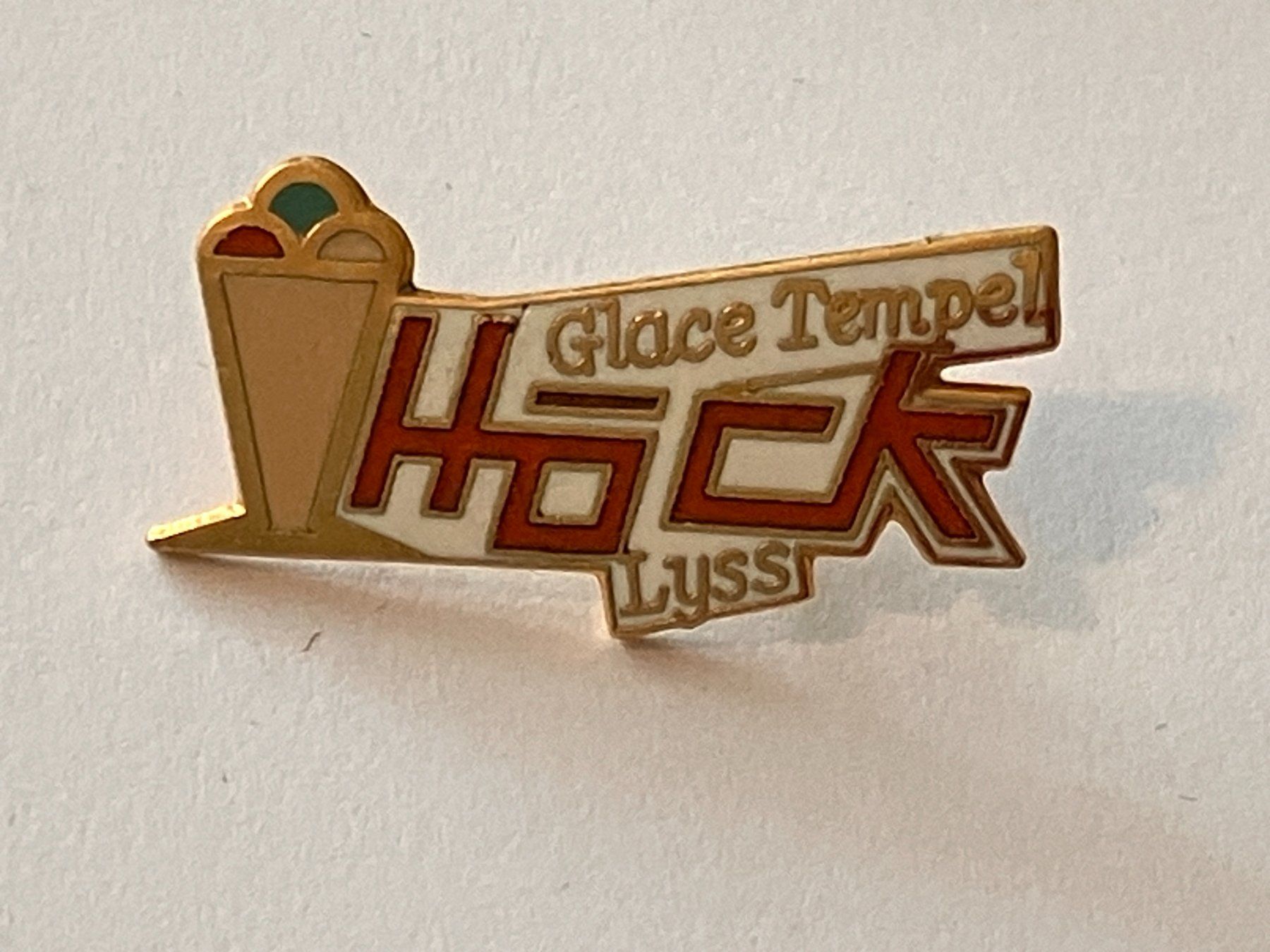 Placchette & Badge: 1 Pin Höck Glace Tempel Lyss – Usato da Basel venduto da djwwpp