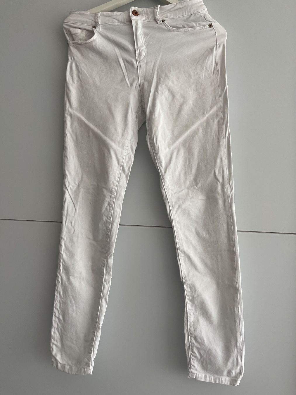 Massimo Dutti Hosen: Massimo Dutti Hose Weiss – Neu (gemäss Beschreibung) aus Winterthur von Deal246