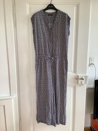 Opus Jumpsuit 100% Viscose blau weiss gemustert S/M