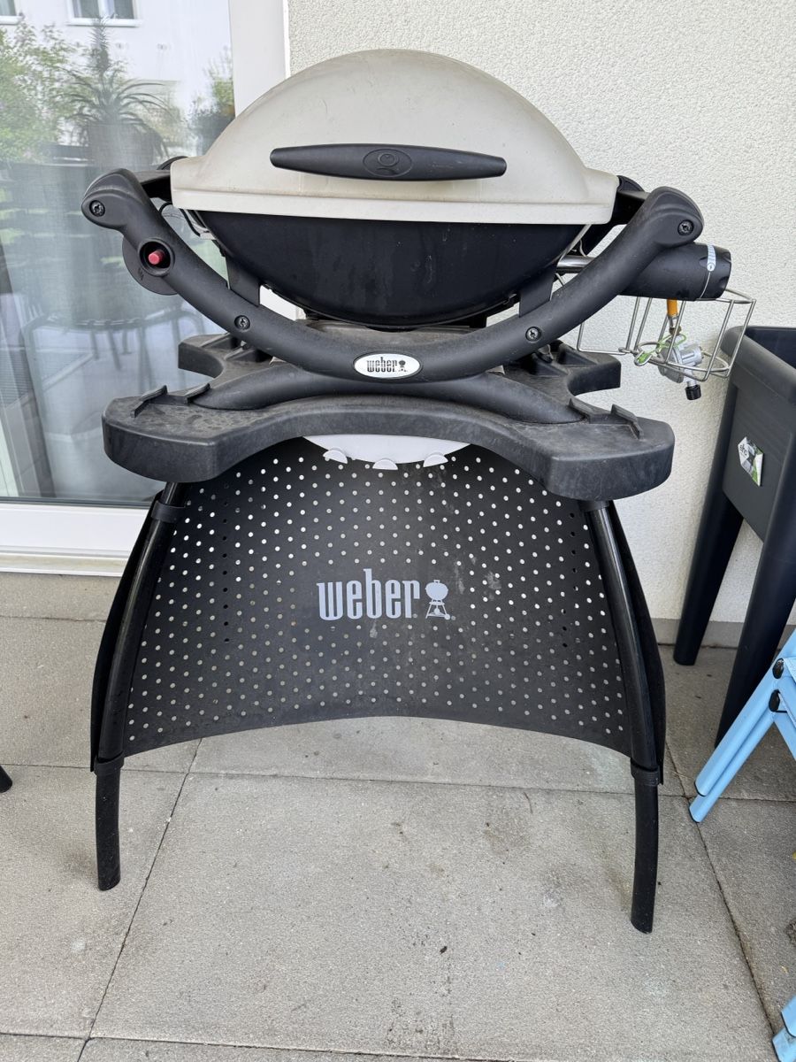 Griglie: Weber Grill Q1000 inkl. Stand – Usato da Seuzach venduto da S.Alves21