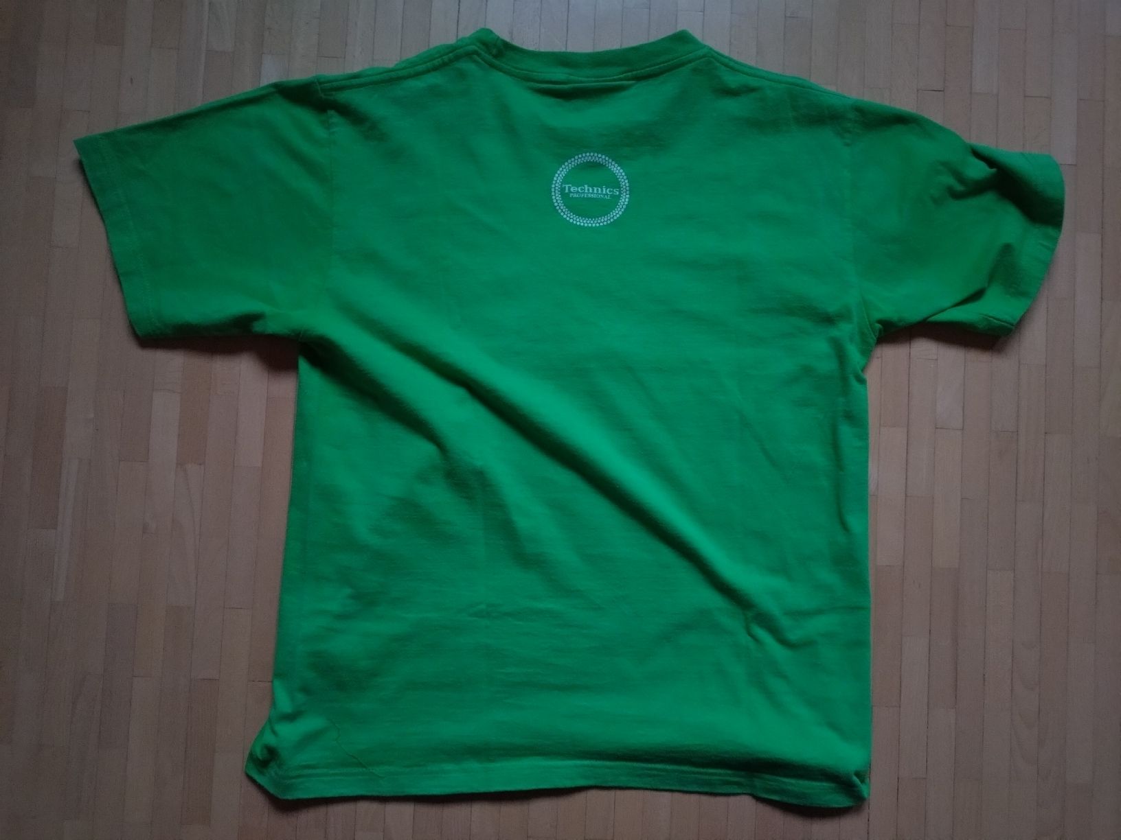 T-shirt: T-shirt Technics Professionnal green TBE – Usato da Farvagny-le-Grand venduto da LaCaverne 7