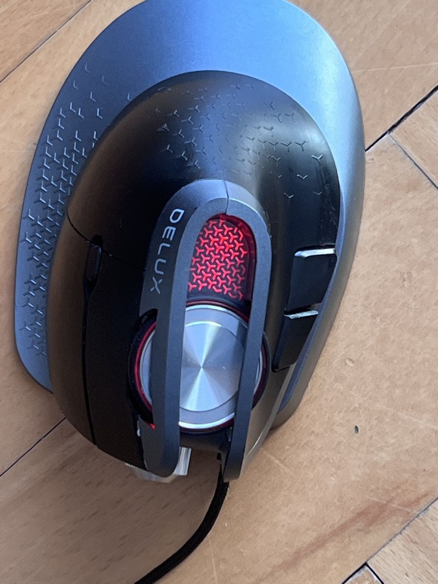 Mouse: Souris ergonomique  verticale – Usato da Bulle venduto da Sammobil 1