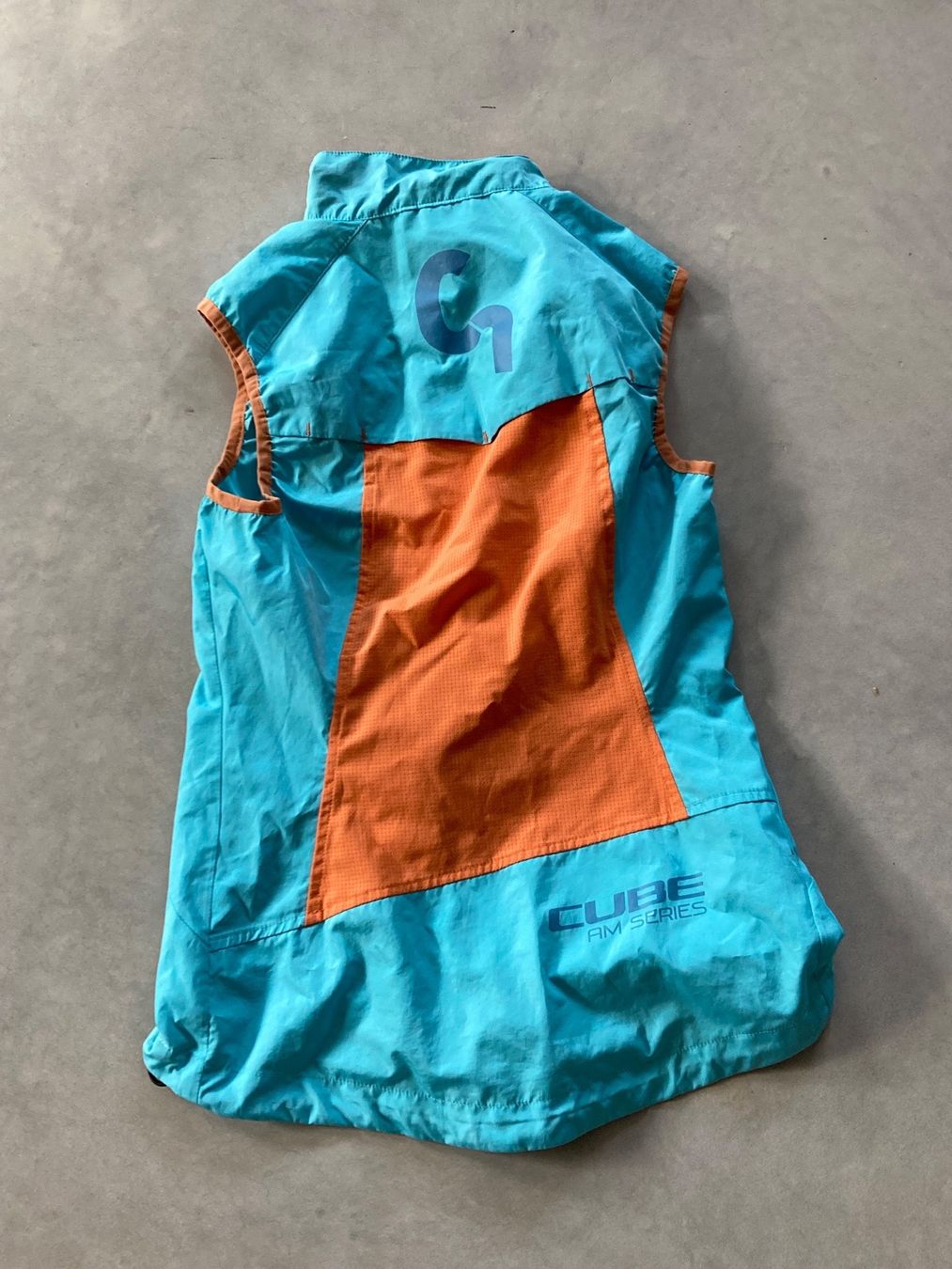 Gilet & Giacche senza maniche: Fahrradweste Cube, Grösse XS – Usato da Tumegl/Tomils venduto da meloni12 1