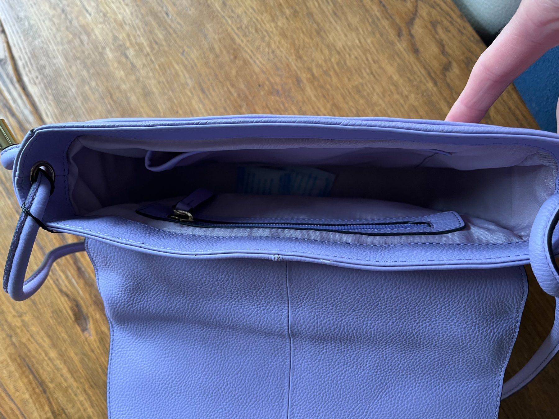Borse da donna: Leder Tasche Fabrikneu – Nuovo e nell'imballaggio originale da Rekingen AG venduto da Maxim5332G 2