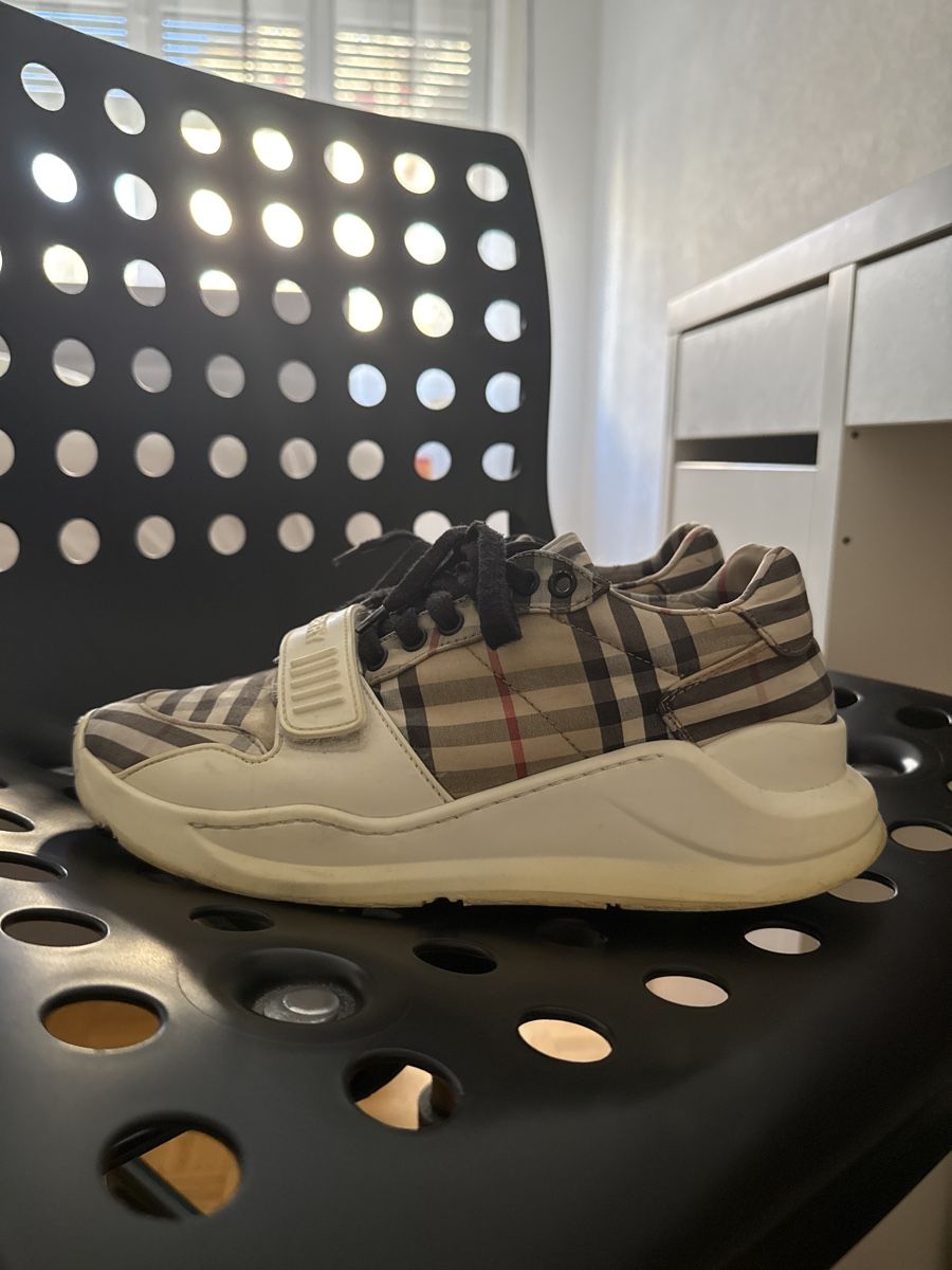 Burberry Scarpe da uomo: Baskets Burberry Vintage – Usato da Lausanne venduto da raf_k5nx 1