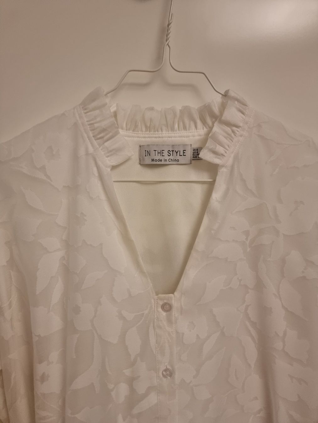 Vestiti: Weisses Jacquard Hemdkleid mit Puffärmeln – Nuovo (secondo la descrizione) da Zürich venduto da Nala2811 5