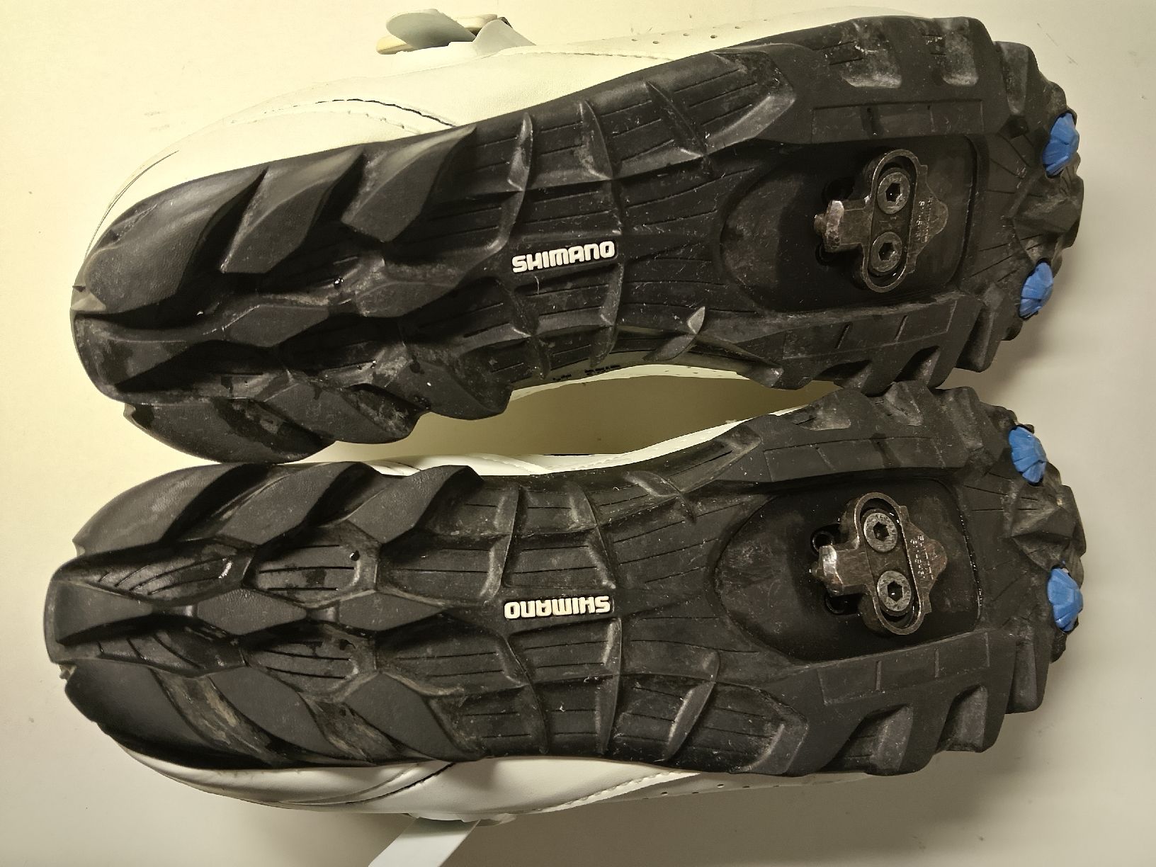 Shimano Scarpe da uomo: Shimano MTB Schuh SPD gr. 41 wenig gebraucht  – Usato da Biel/Bienne venduto da Vintage-timearts 2